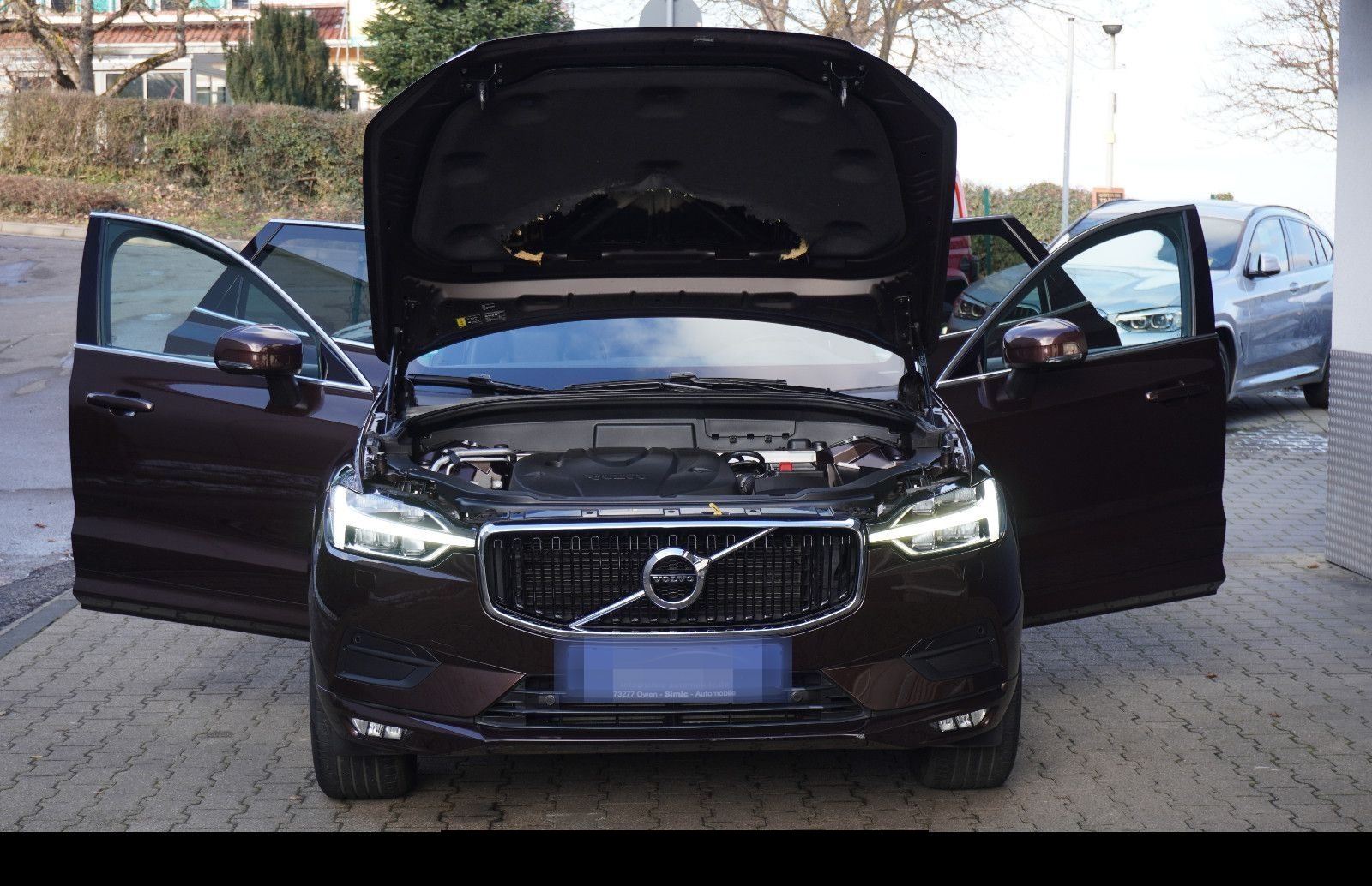 Volvo XC60 D4 Momentum AWD LEDER+NAVI+PANO+KAMERA+ALU foto 10