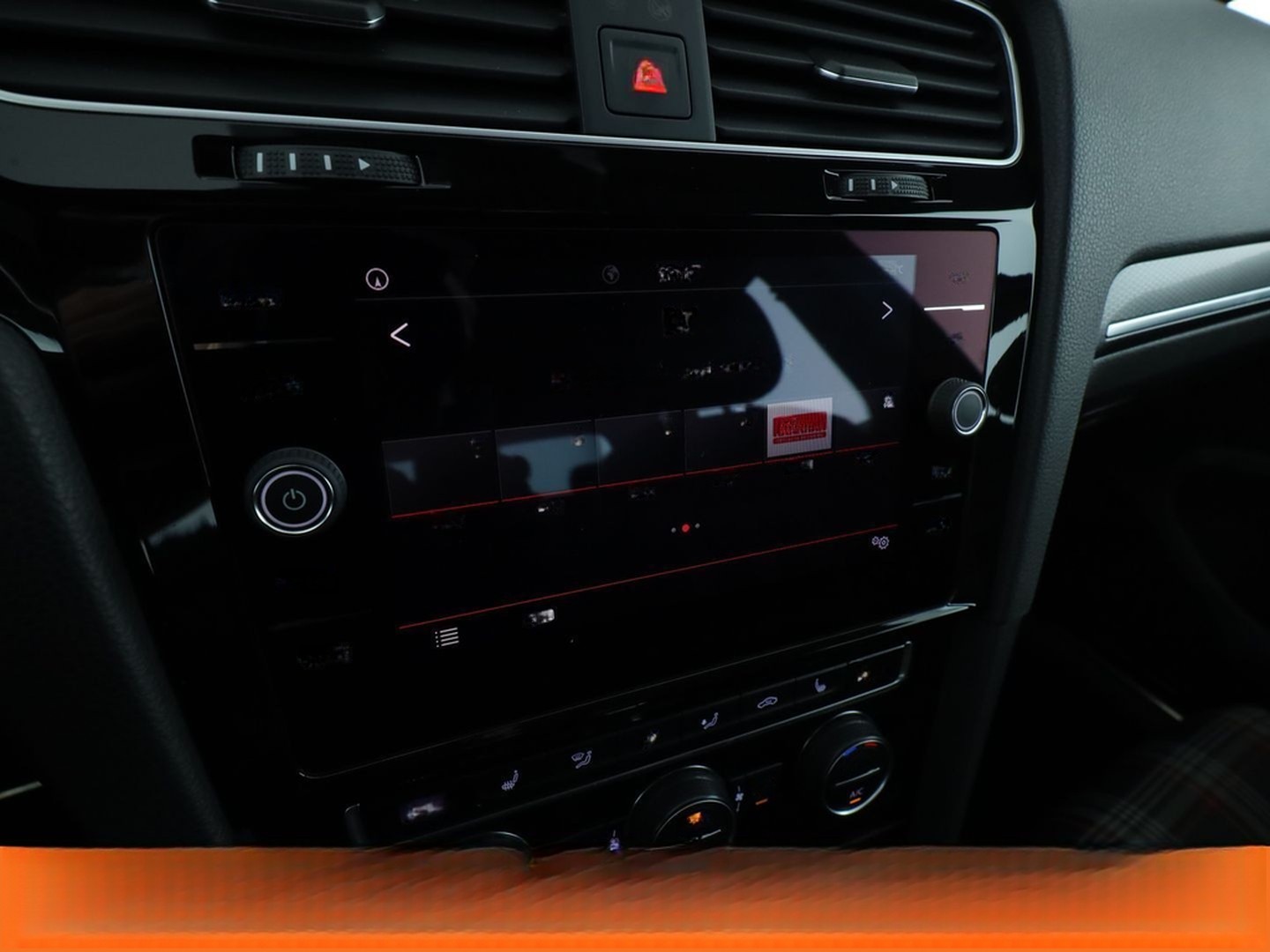 Volkswagen Golf VII 2.0 TSI GTI Performance BM Aut.*NAV*LED foto 21