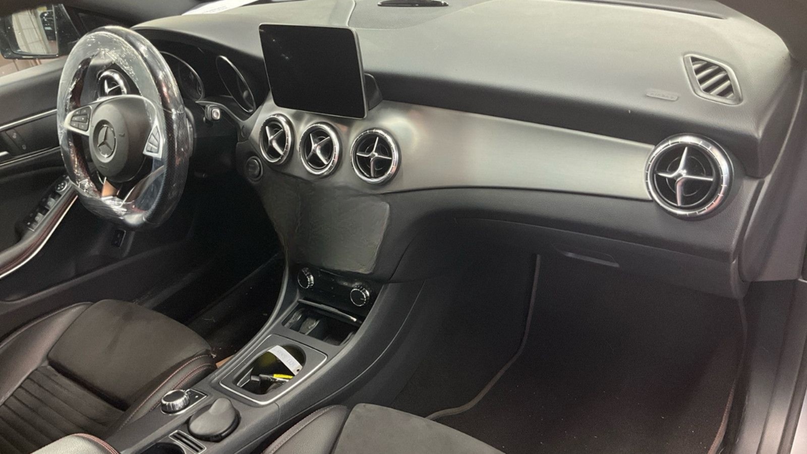 Mercedes-Benz CLA200 ShootingBrake AMG-Line DCT Night LED Navi foto 7