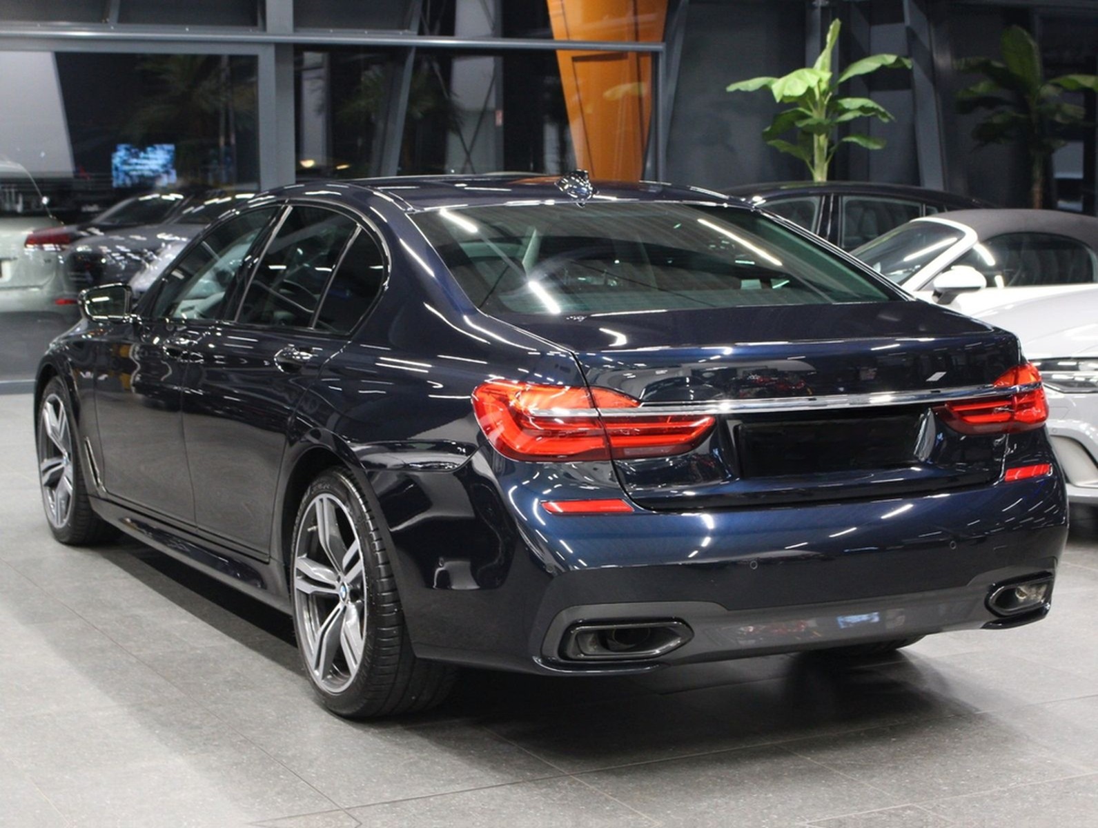 BMW 730d*M-Sport Paket*Hud*Standh.GSD.Massagesitze foto 4