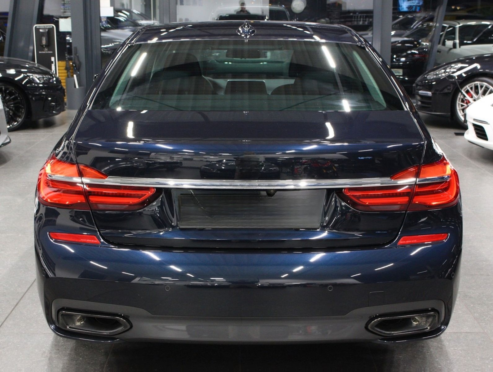 BMW 730d*M-Sport Paket*Hud*Standh.GSD.Massagesitze foto 6