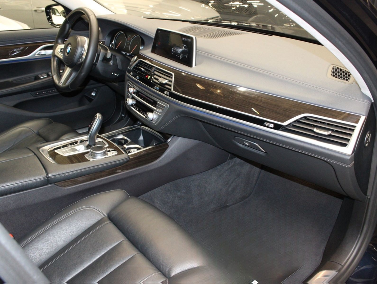 BMW 730d*M-Sport Paket*Hud*Standh.GSD.Massagesitze foto 10