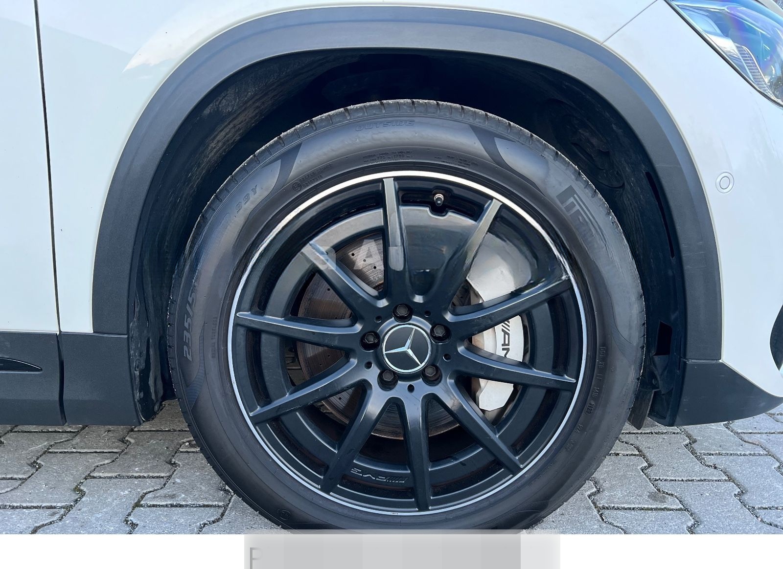 Mercedes-Benz GLA 35 AMG 4Matic*PANORAMA*LED*CAM*MULTI-BEAM* foto 14