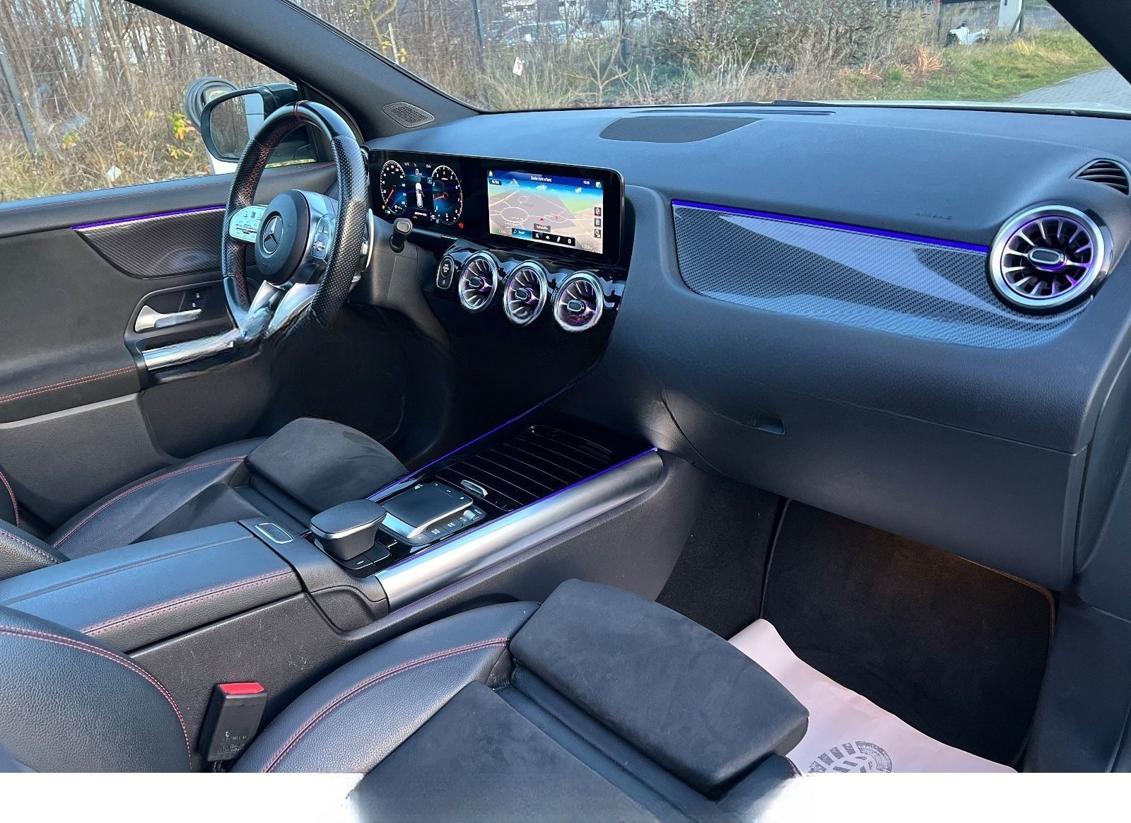 Mercedes-Benz GLA 35 AMG 4Matic*PANORAMA*LED*CAM*MULTI-BEAM* foto 16