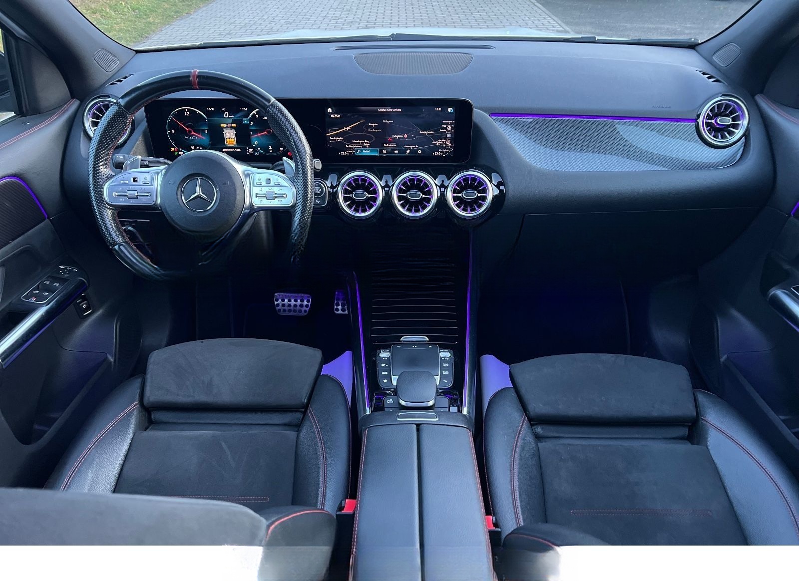 Mercedes-Benz GLA 35 AMG 4Matic*PANORAMA*LED*CAM*MULTI-BEAM* foto 22