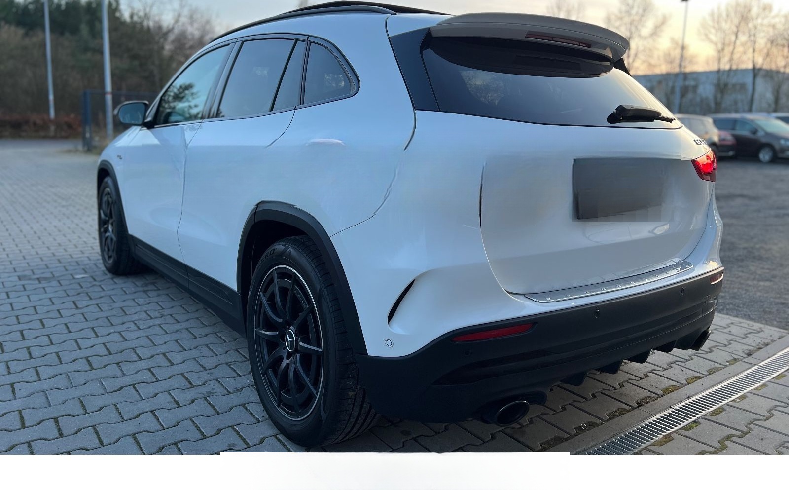 Mercedes-Benz GLA 35 AMG 4Matic*PANORAMA*LED*CAM*MULTI-BEAM* foto 8