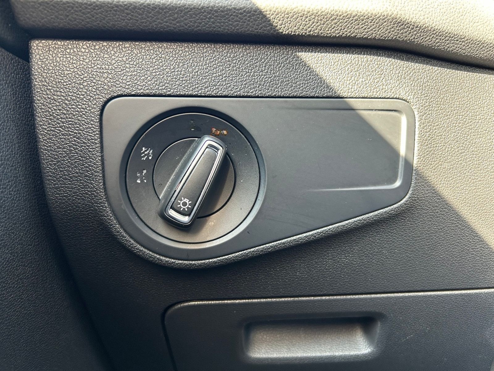 Volkswagen Tiguan 1.5 TSI Join DSG AHK LED ACC Pano Kamera foto 22