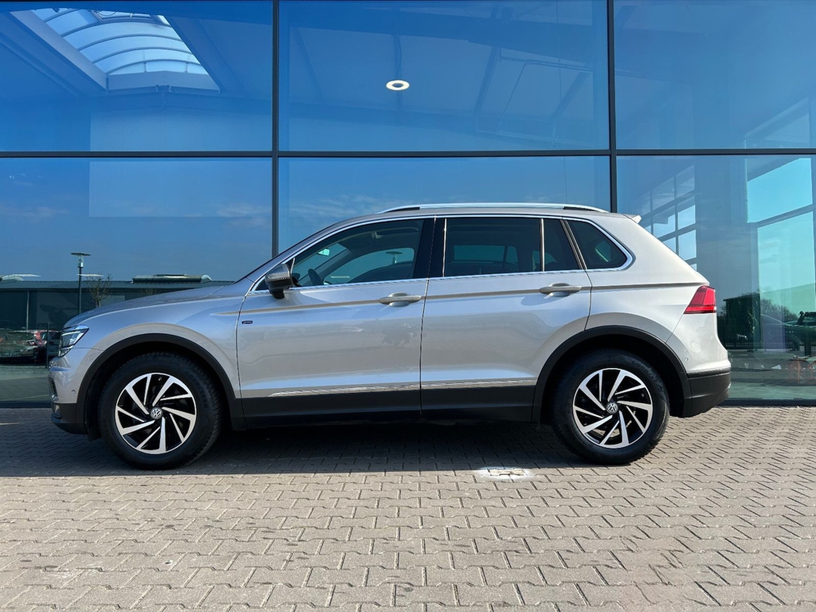 Volkswagen Tiguan 1.5 TSI Join DSG AHK LED ACC Pano Kamera foto 34