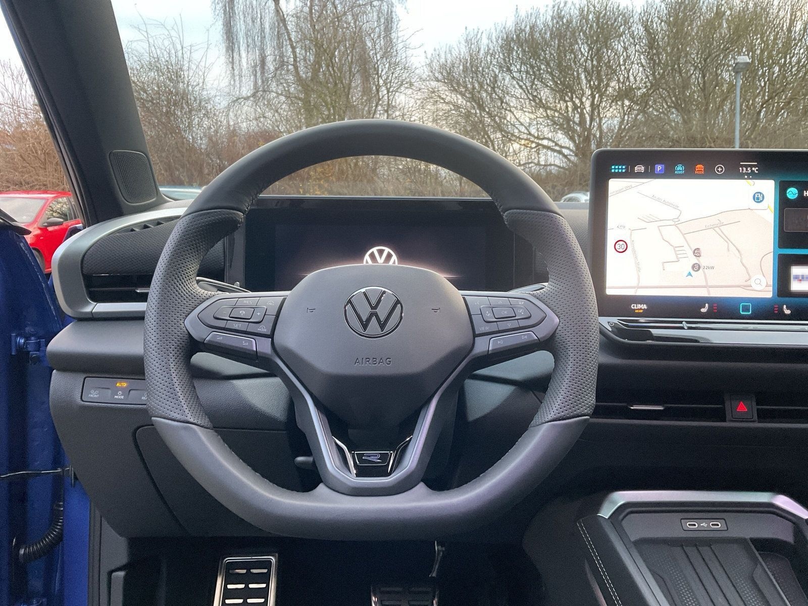 Volkswagen T-Roc 1.5 eTSI R-Line DSG AHK ACC RFK Sitzhzg foto 13
