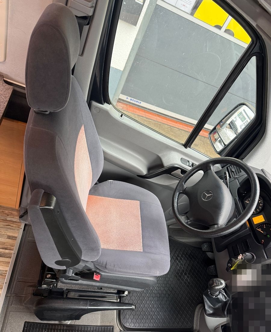 Mercedes-Benz Sprinter II Kasten 216CDI Wohnm.UEB. 2,8 T Xenon foto 17