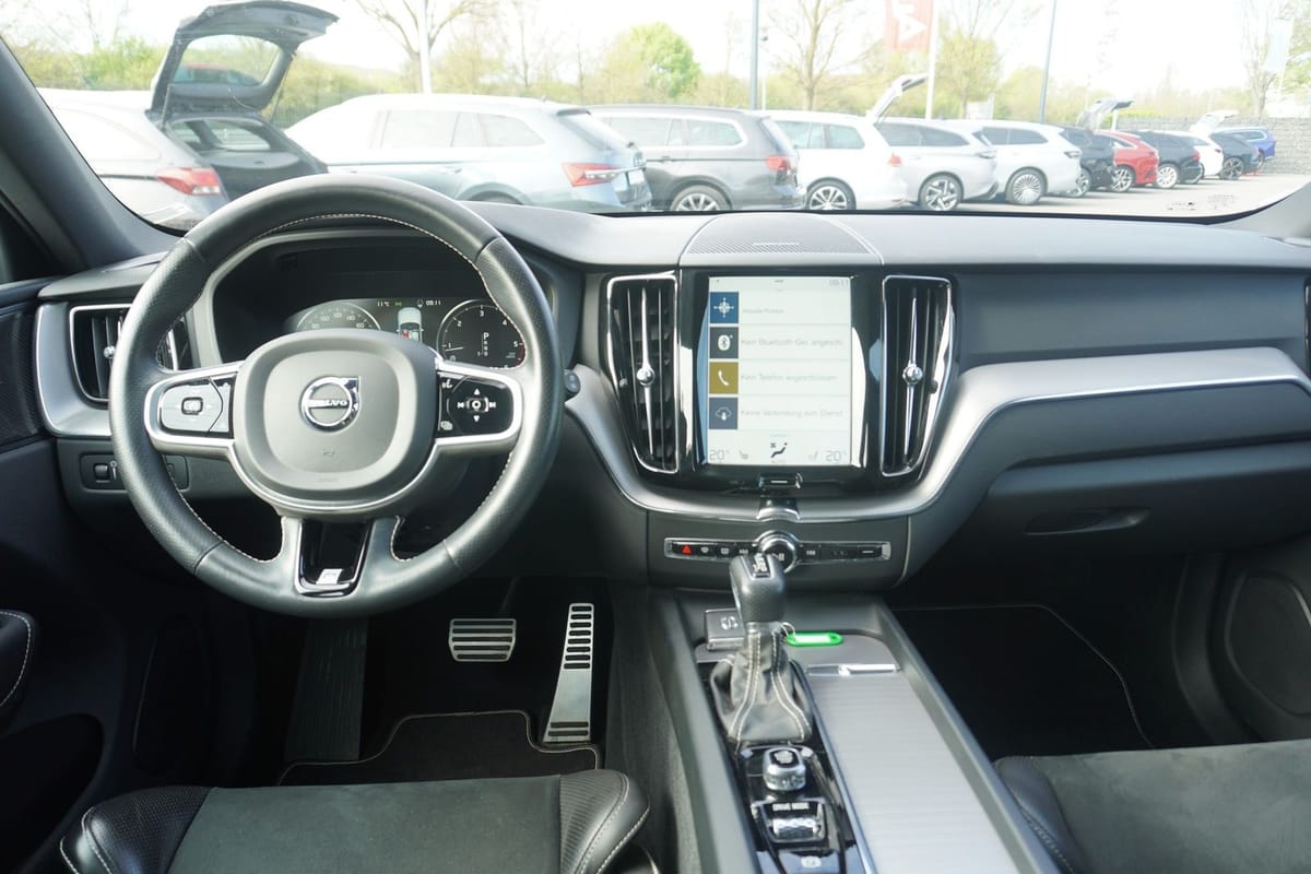 Volvo XC60 2.0 R Design AWD HarmanKardon ACC LED AHK foto 17