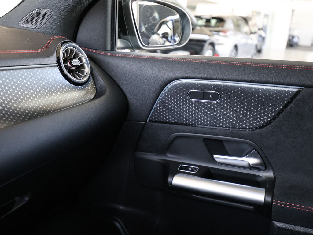 Mercedes-Benz EQA 300 4M AMG Sport Advanced LED Navi Kamera Sp foto 20