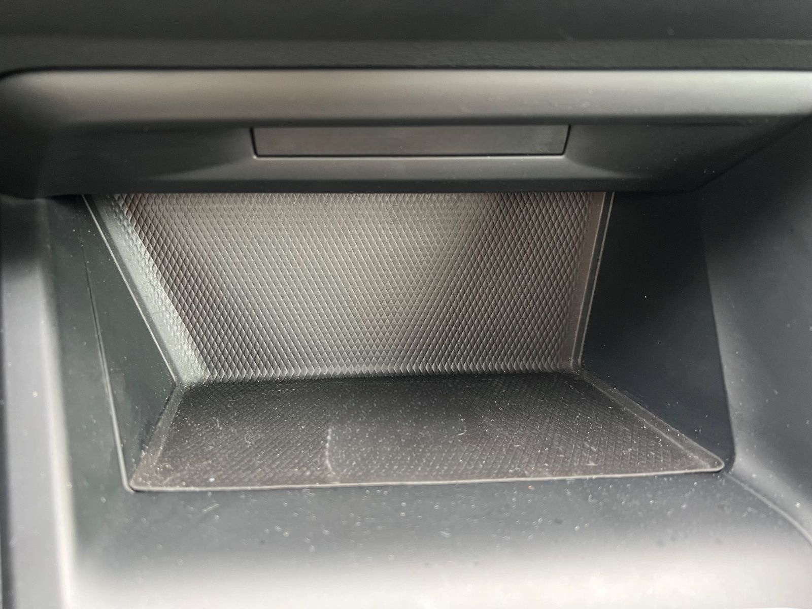 Volkswagen Golf VIII Lim. Life 2,0 TDI *ACC-ASSIST-DAB+* foto 18