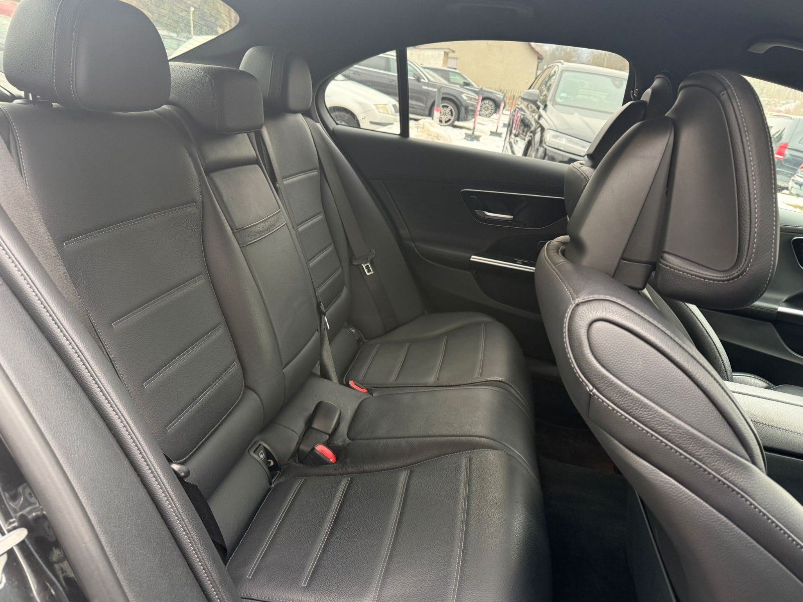 Mercedes-Benz C 300d Lim*DISTRONIC*Kam360*NIGTH*Digital-Light* foto 9