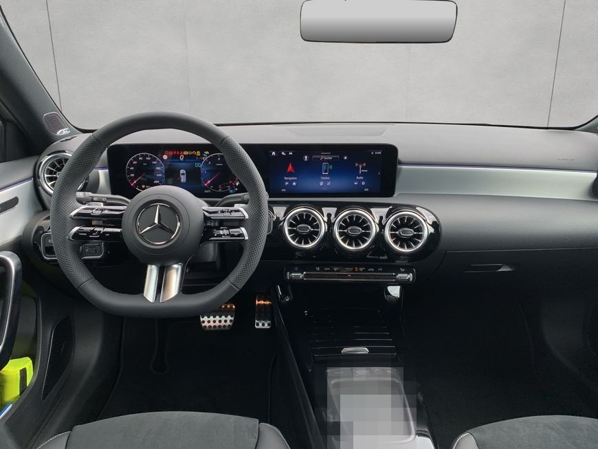 Mercedes-Benz A 180 d AMG Special Edition 360° Sound foto 12