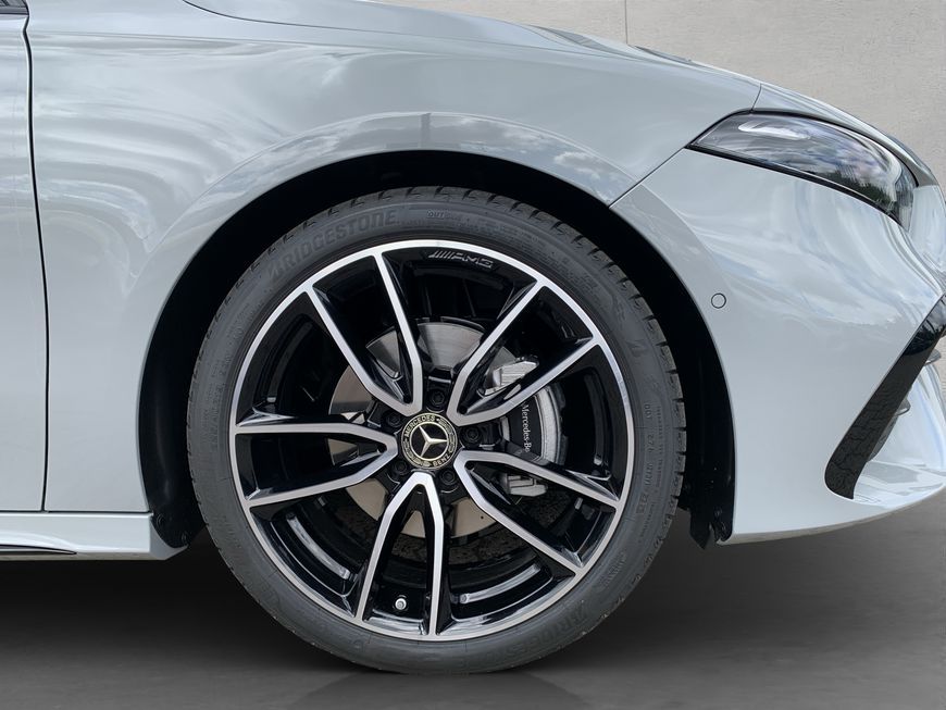 Mercedes-Benz A 180 d AMG Special Edition 360° Sound foto 18