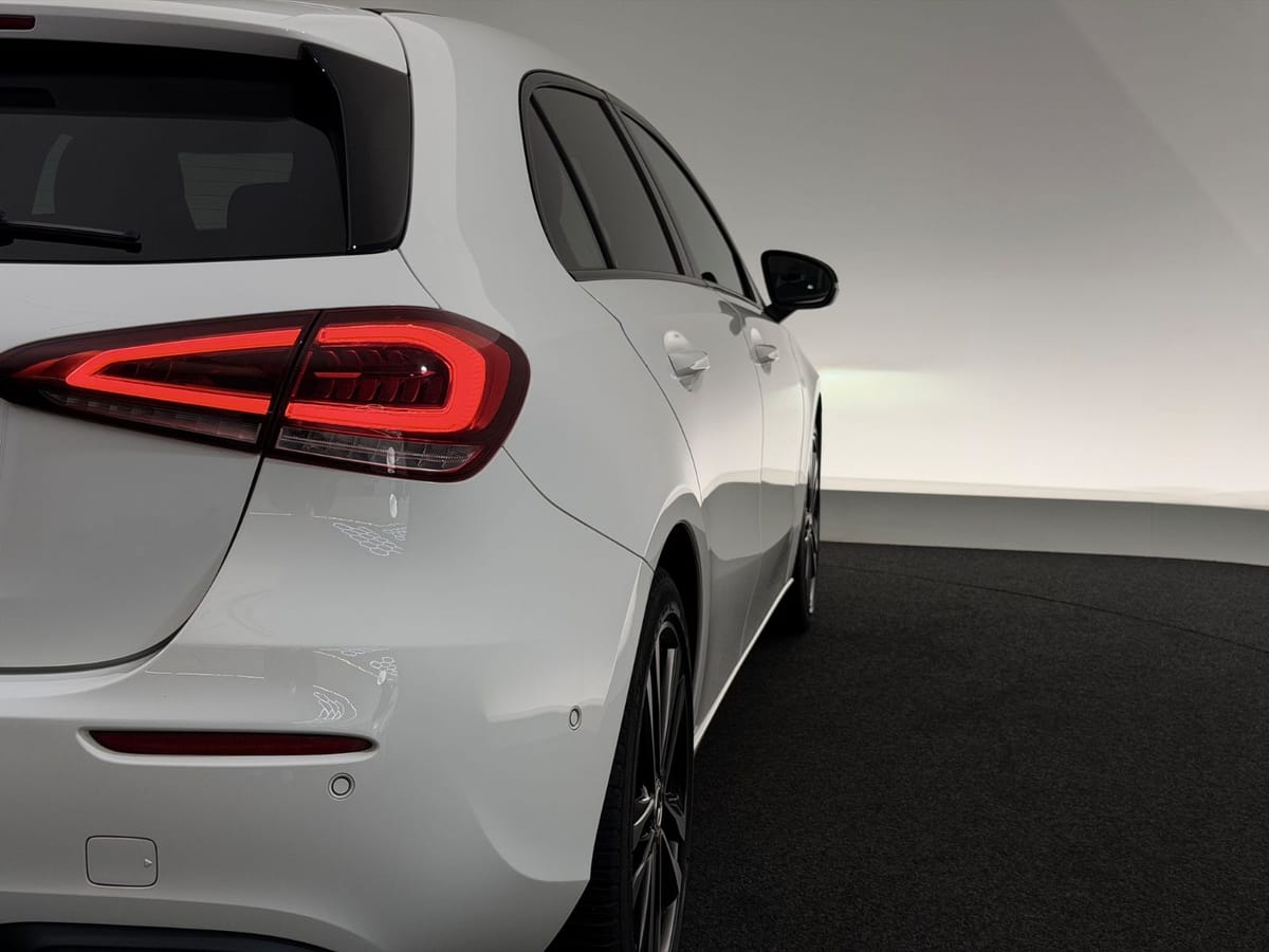 Mercedes-Benz A 200d*EDITION 19*NIGHT-LED-PANO-R.KAM-AMBIENTE foto 12