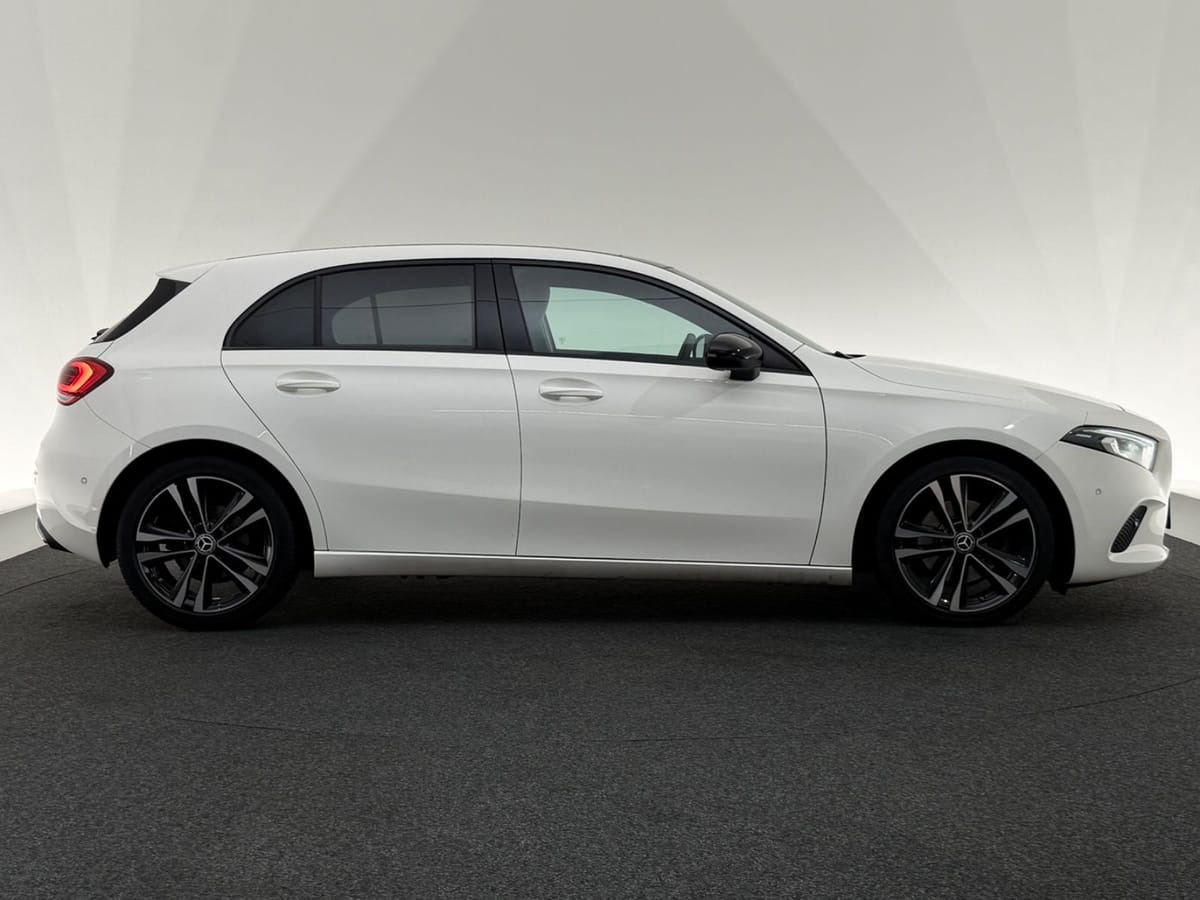 Mercedes-Benz A 200d*EDITION 19*NIGHT-LED-PANO-R.KAM-AMBIENTE foto 8