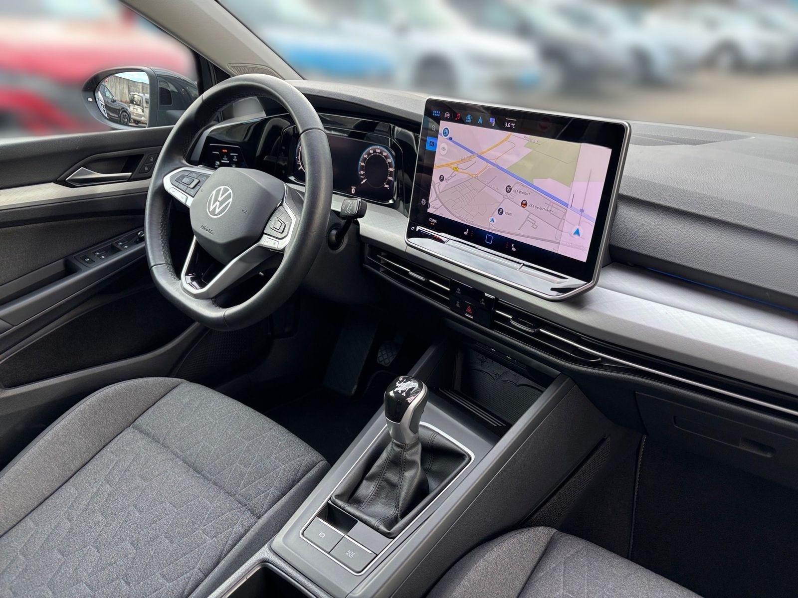 Volkswagen Golf VIII 1.5 TSI Life NAVI LED KLIMA LM foto 14