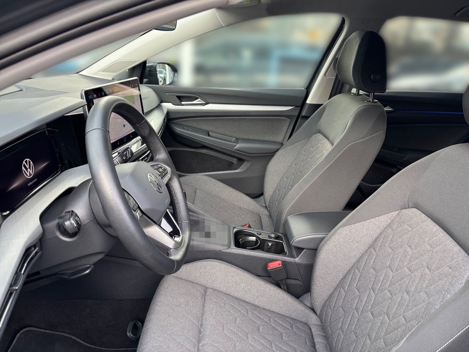 Volkswagen Golf VIII 1.5 TSI Life NAVI LED KLIMA LM foto 9