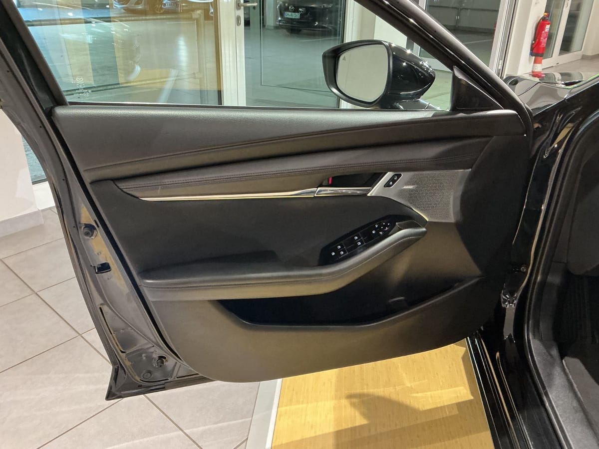 Mazda 3 Selection *AHK*8-Fach*Sportauspuff*BOSE* foto 13