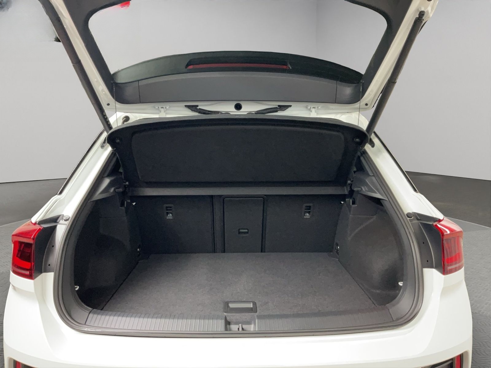 Volkswagen T-Roc R-line (Panorama.Kamera.AHK) 2.0 TDI DSG foto 7