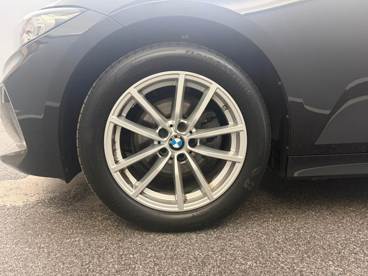 BMW 320d xDrive T Shadow-Line WIDE LED CARPLAY MEGA foto 4