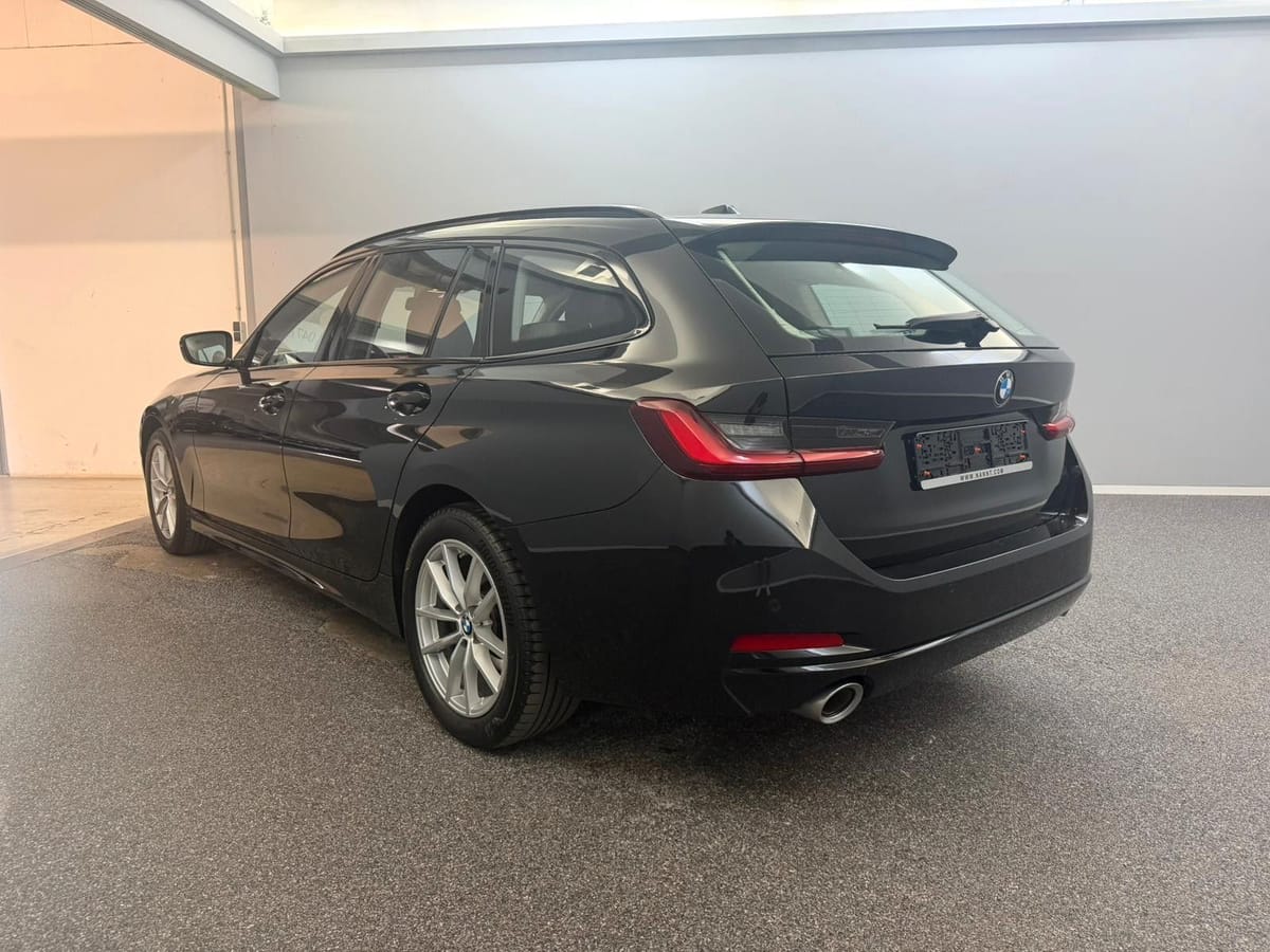 BMW 320d xDrive T Shadow-Line WIDE LED CARPLAY MEGA foto 5