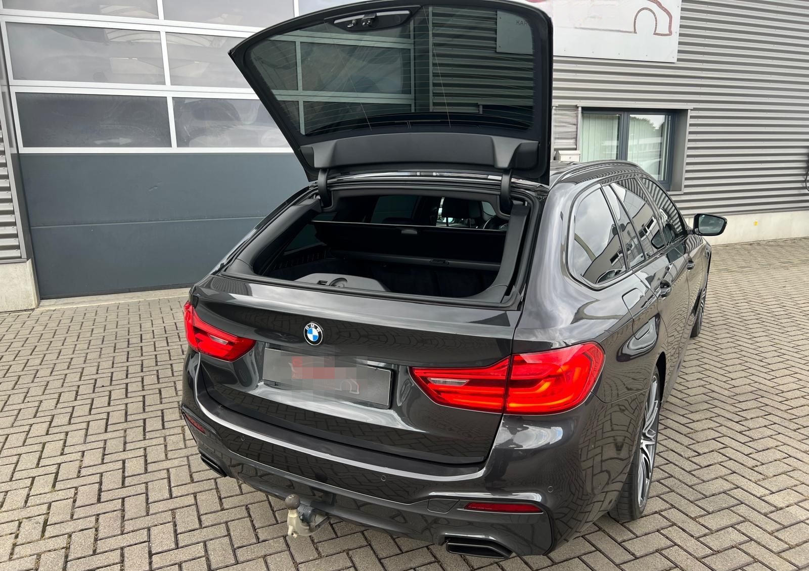 BMW 540d M-Paket AHK Night-Vision Sitz-belüftung foto 7