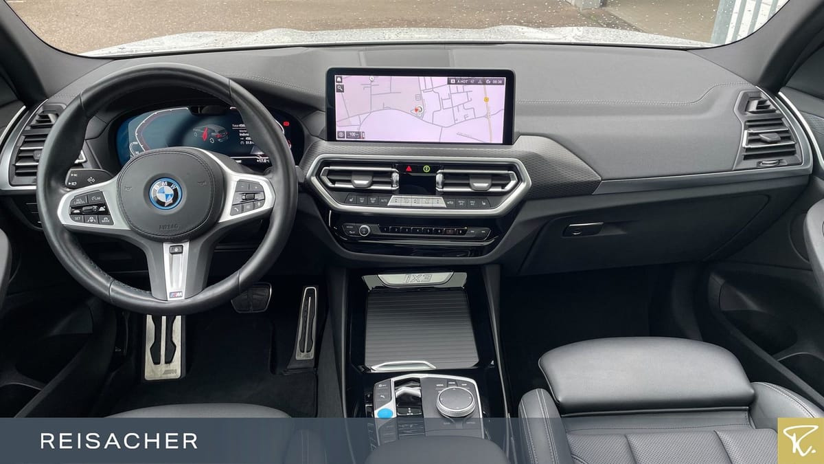 BMW IX3 Inspiring M-Sport Laser Pano DrAsProf PArkAs foto 6