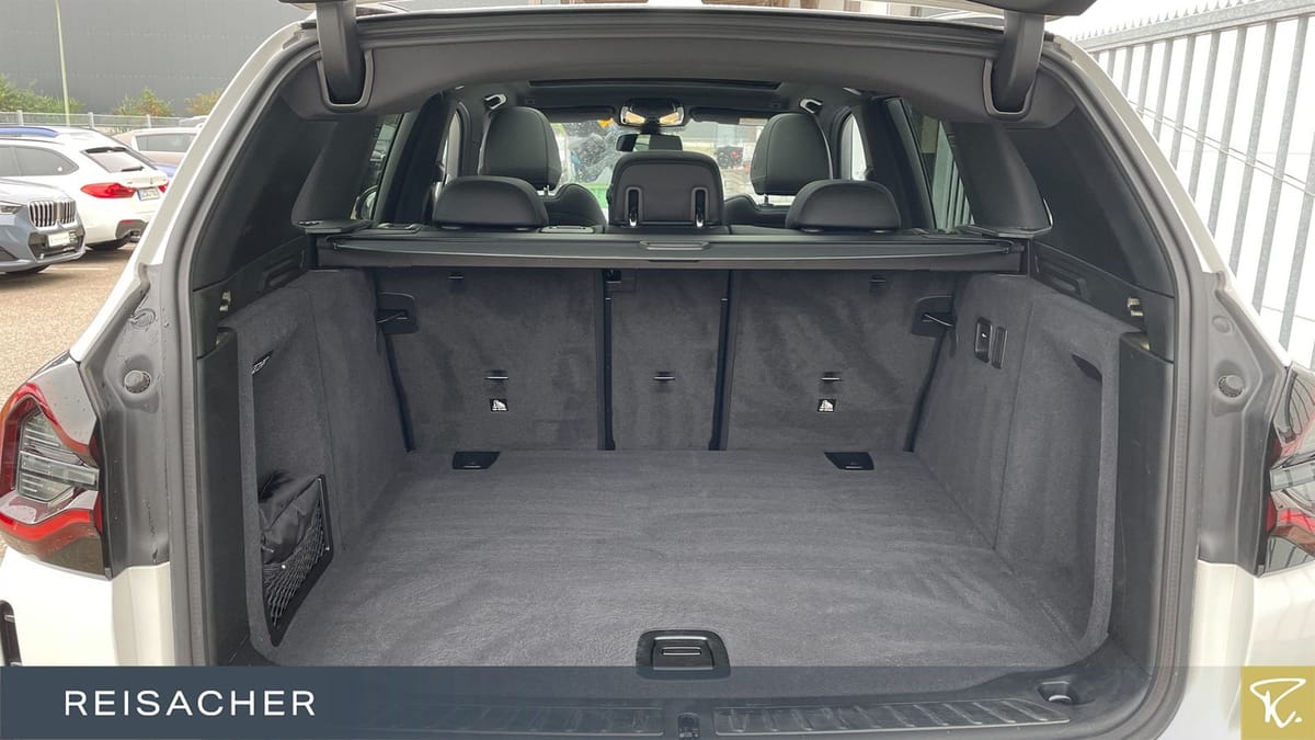 BMW IX3 Inspiring M-Sport Laser Pano DrAsProf PArkAs foto 10