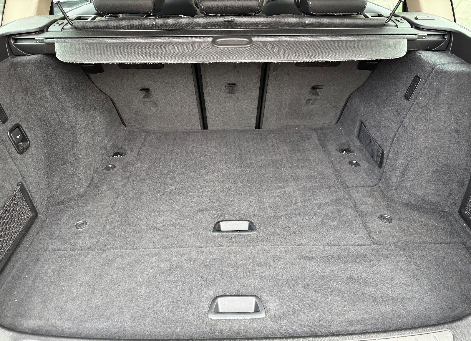 BMW 320i Touring Automatik Luxury Line  foto 11