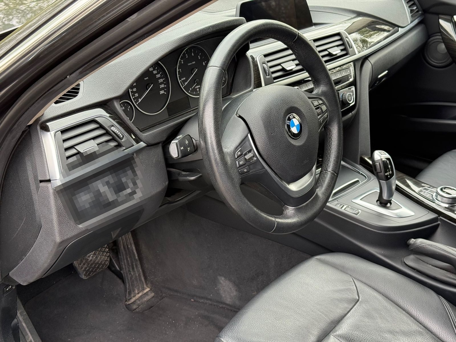 BMW 320i Touring Automatik Luxury Line  foto 6