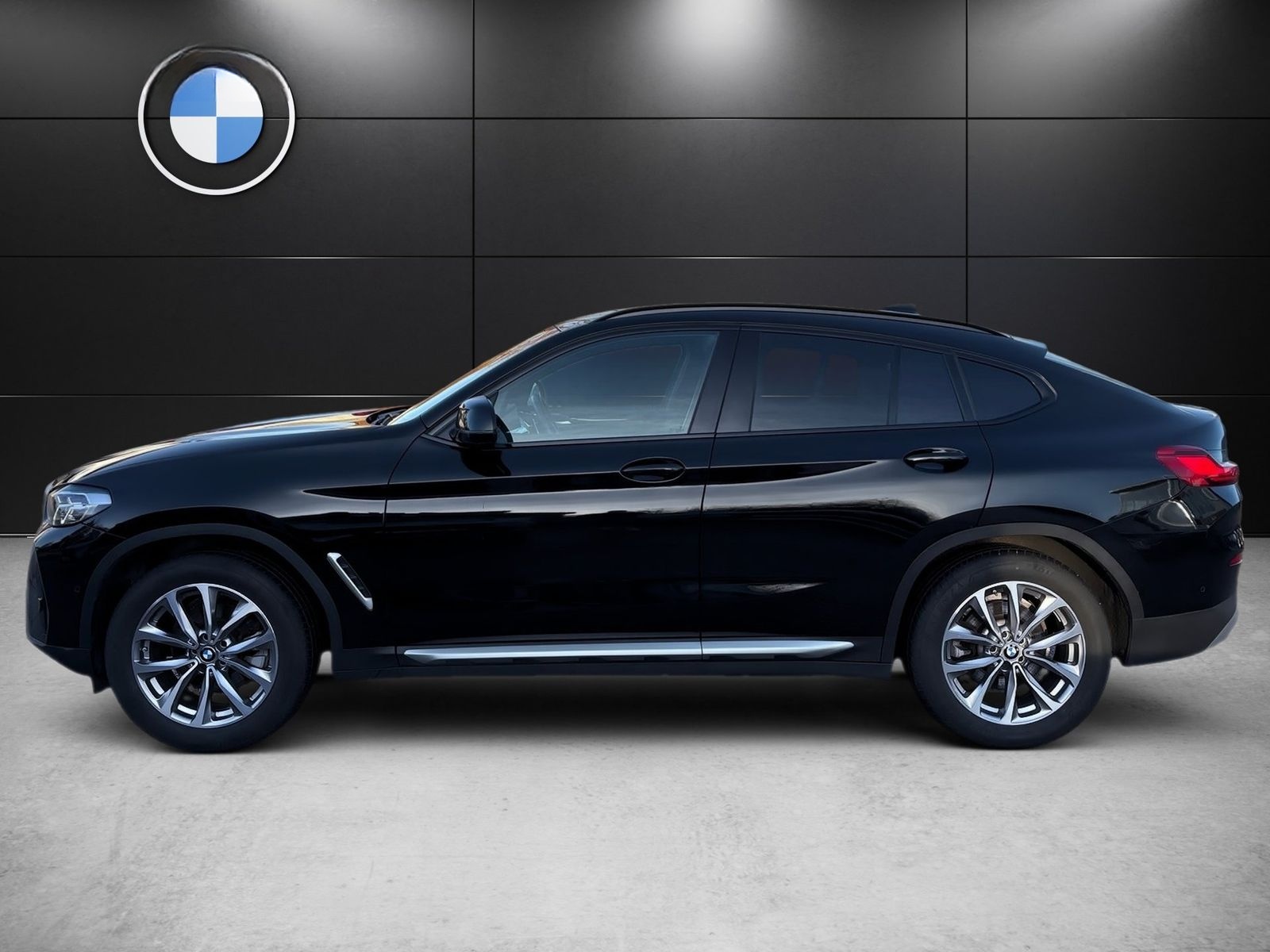 BMW X4 xDrive20i AHK Pano Sportsitze DA PA SHZ DAB foto 6