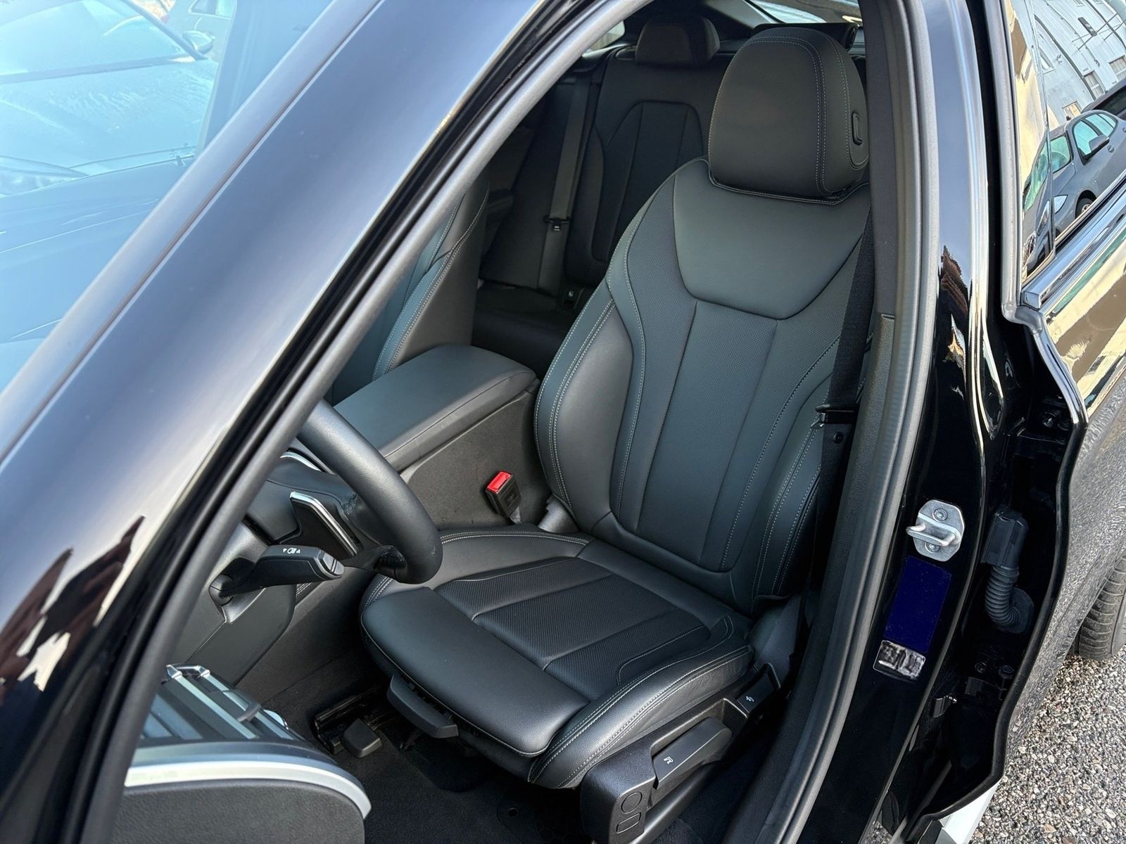 BMW X4 xDrive20i AHK Pano Sportsitze DA PA SHZ DAB foto 10