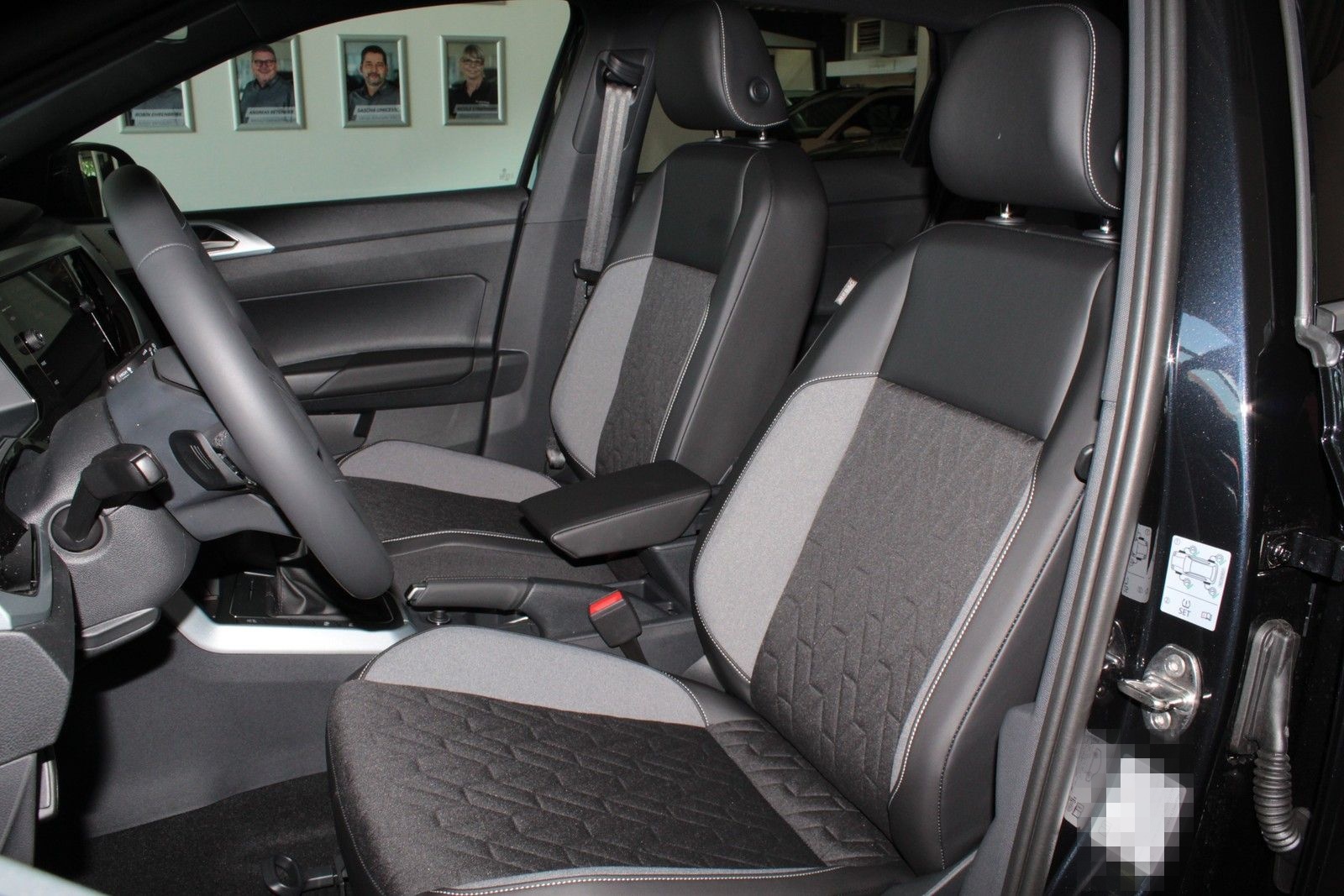 Volkswagen Taigo 1.0 TSI DSG Energy  Navi LED Kamera PDC LM foto 11