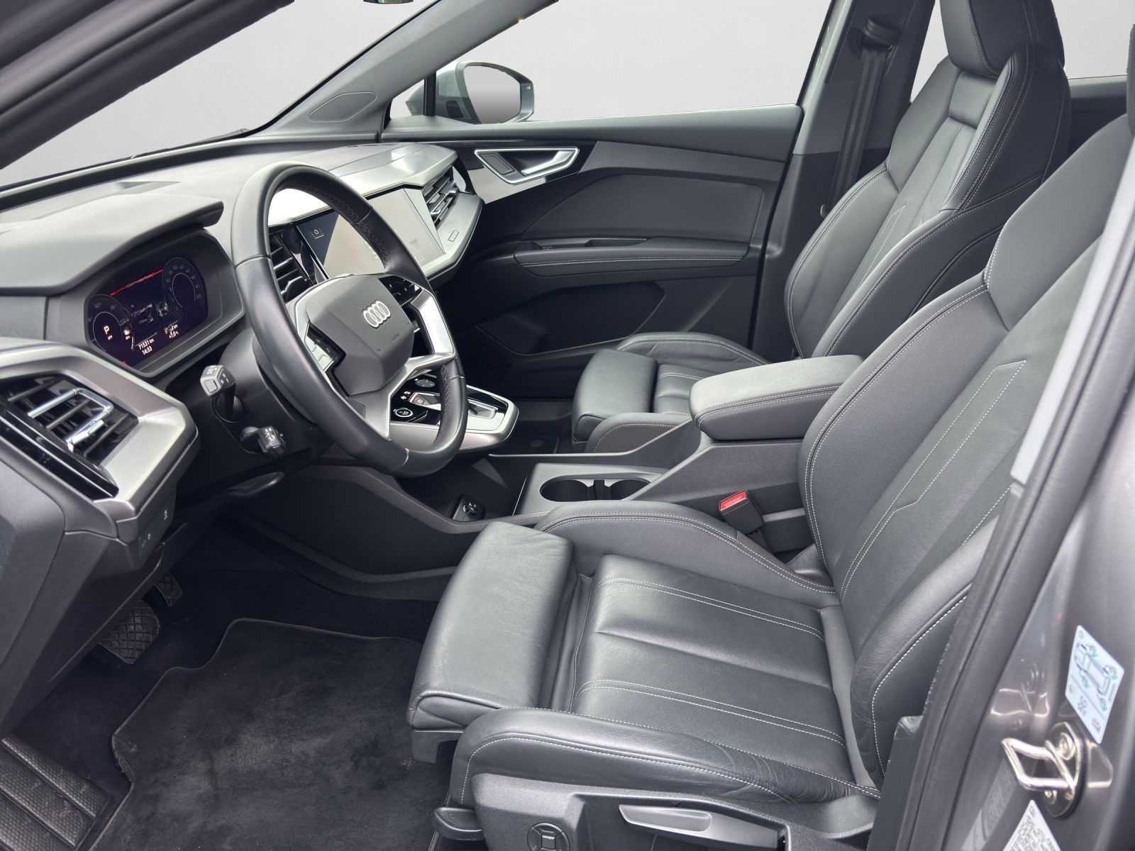 Audi Q4 e-tron 40 SHZ KLIMA NAVI LED RFK foto 13