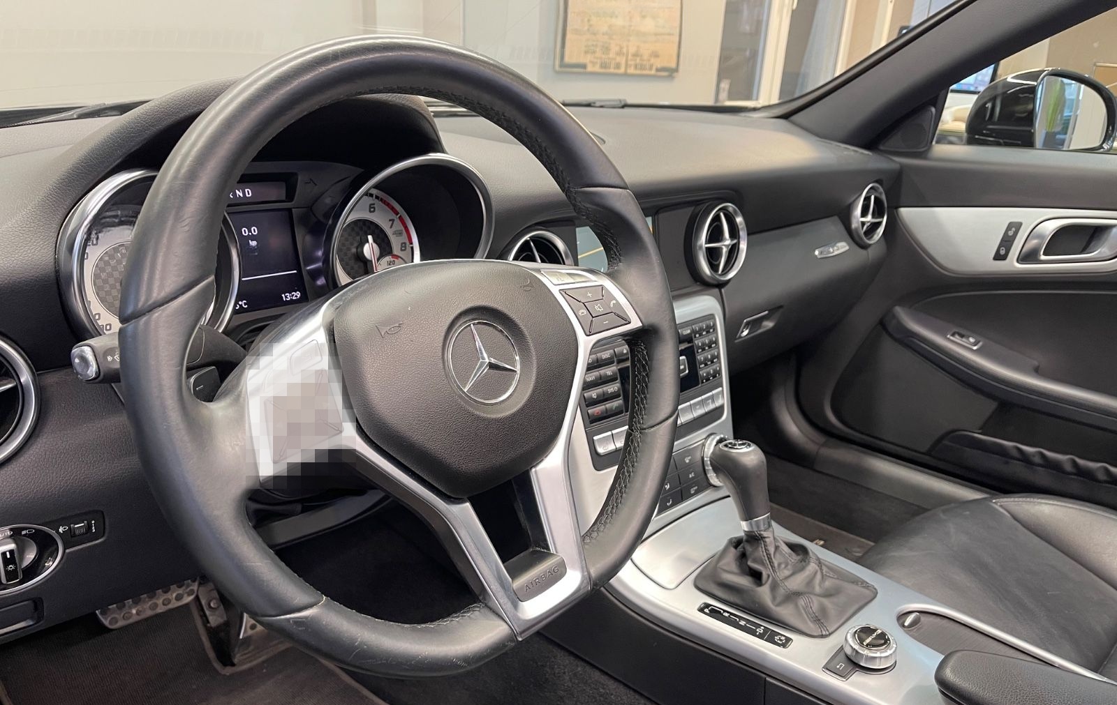 Mercedes-Benz SLK 200 Roadster BlEff*AMGLine/AUT/Airscarf/Pano foto 12