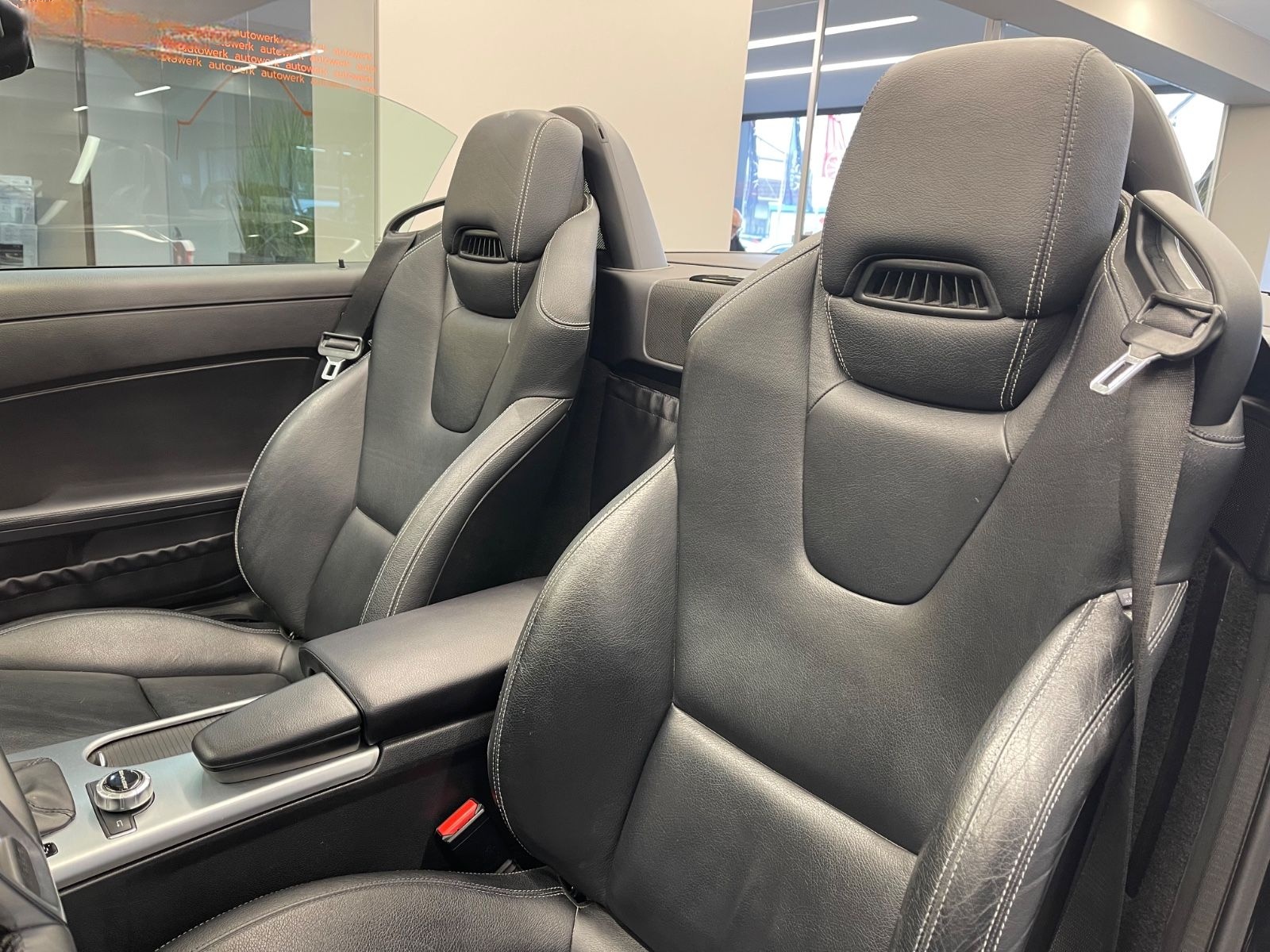 Mercedes-Benz SLK 200 Roadster BlEff*AMGLine/AUT/Airscarf/Pano foto 17