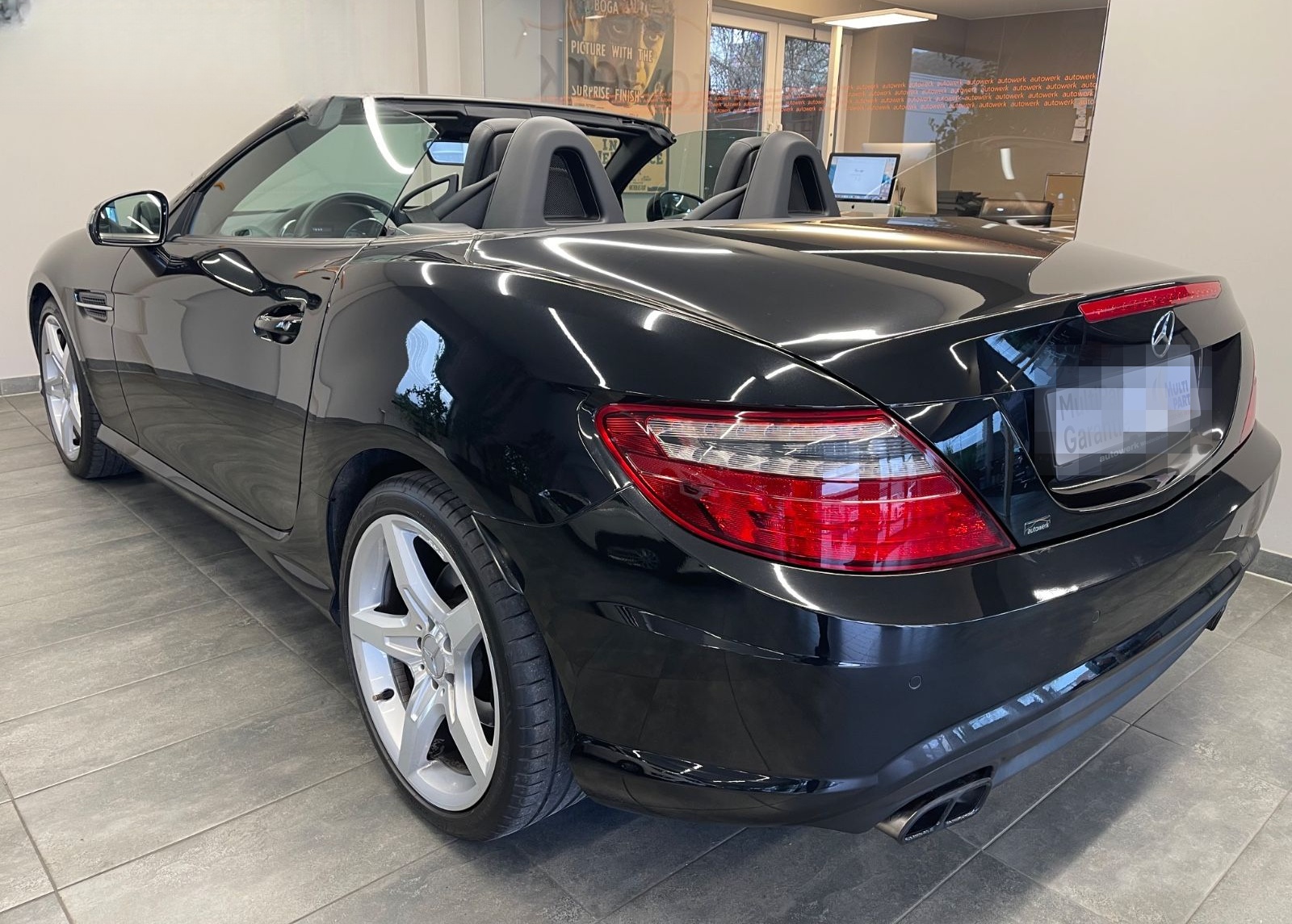 Mercedes-Benz SLK 200 Roadster BlEff*AMGLine/AUT/Airscarf/Pano foto 9