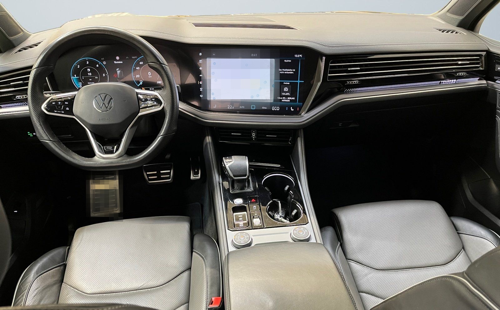 Volkswagen Touareg R-Line 3.0TDI DSG 4x4 AHK Panorama MATRI foto 8
