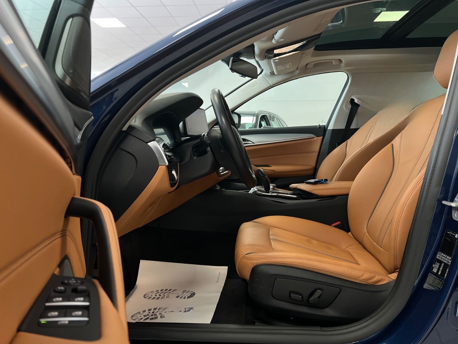 BMW 540dxD/Aut/LCPProf/HUD/LEDer/Panor/ParkAss foto 13