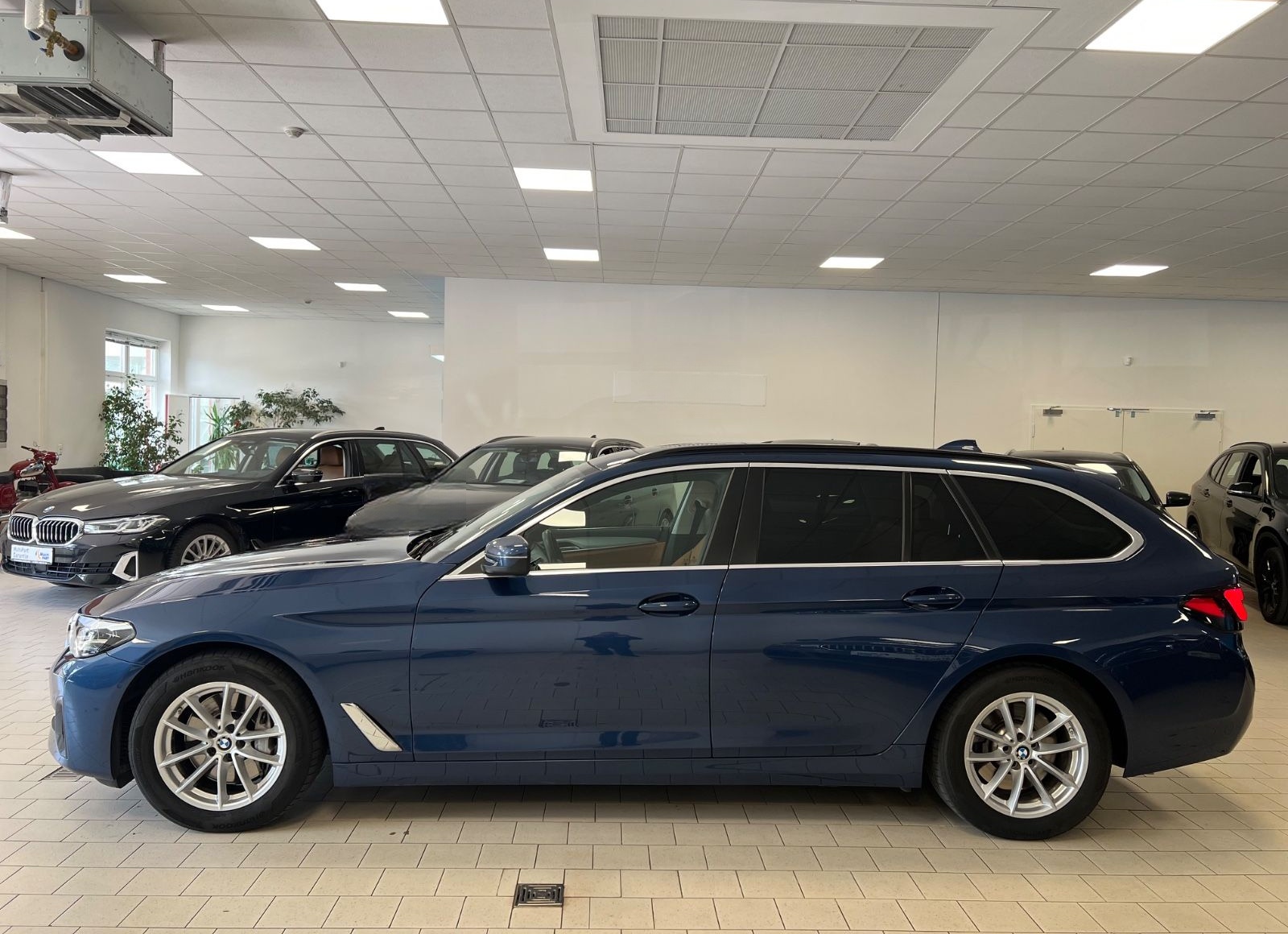 BMW 540dxD/Aut/LCPProf/HUD/LEDer/Panor/ParkAss foto 6