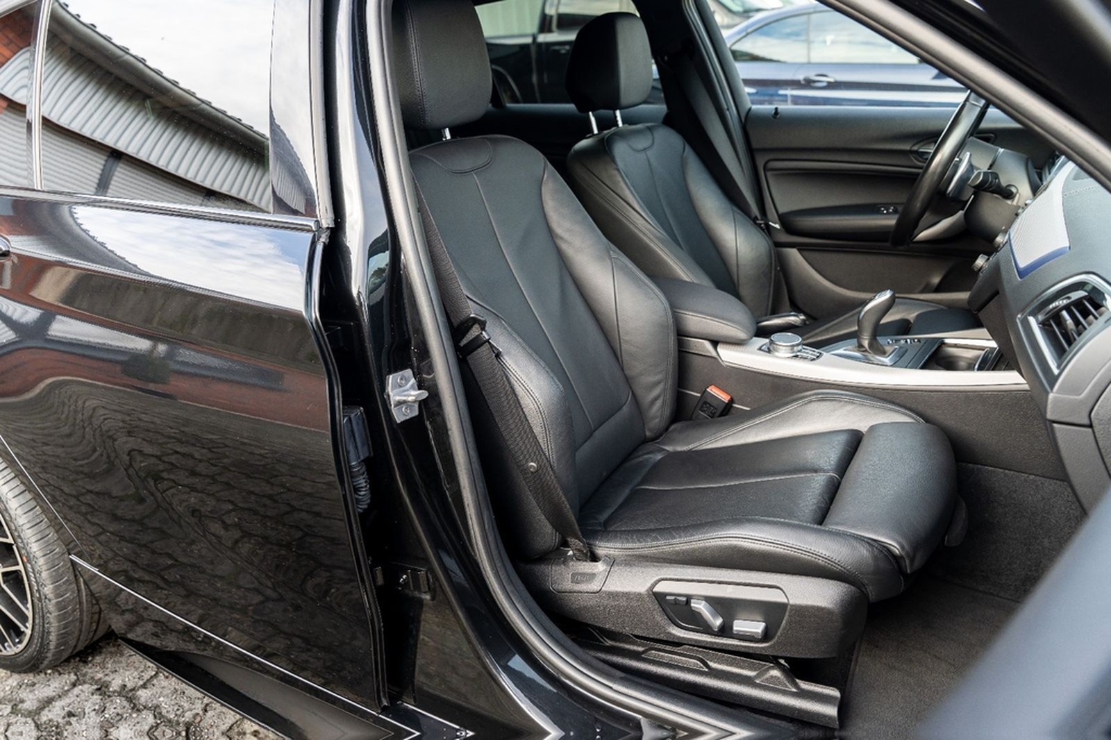 BMW M140i Performance /Lift/Led/Navi/Leder/H&K/19 Z foto 23