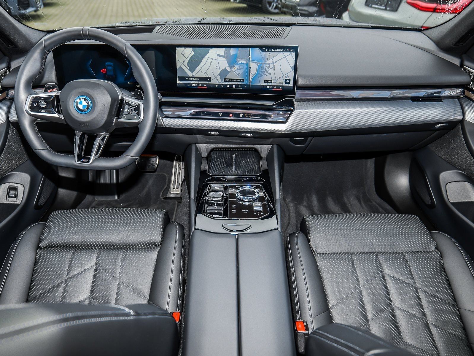 BMW 550e xDrive Limousine M Sport Pro AHK Pano DA Pr foto 14