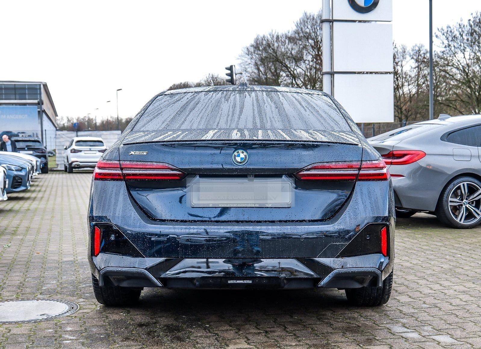 BMW 550e xDrive Limousine M Sport Pro AHK Pano DA Pr foto 6