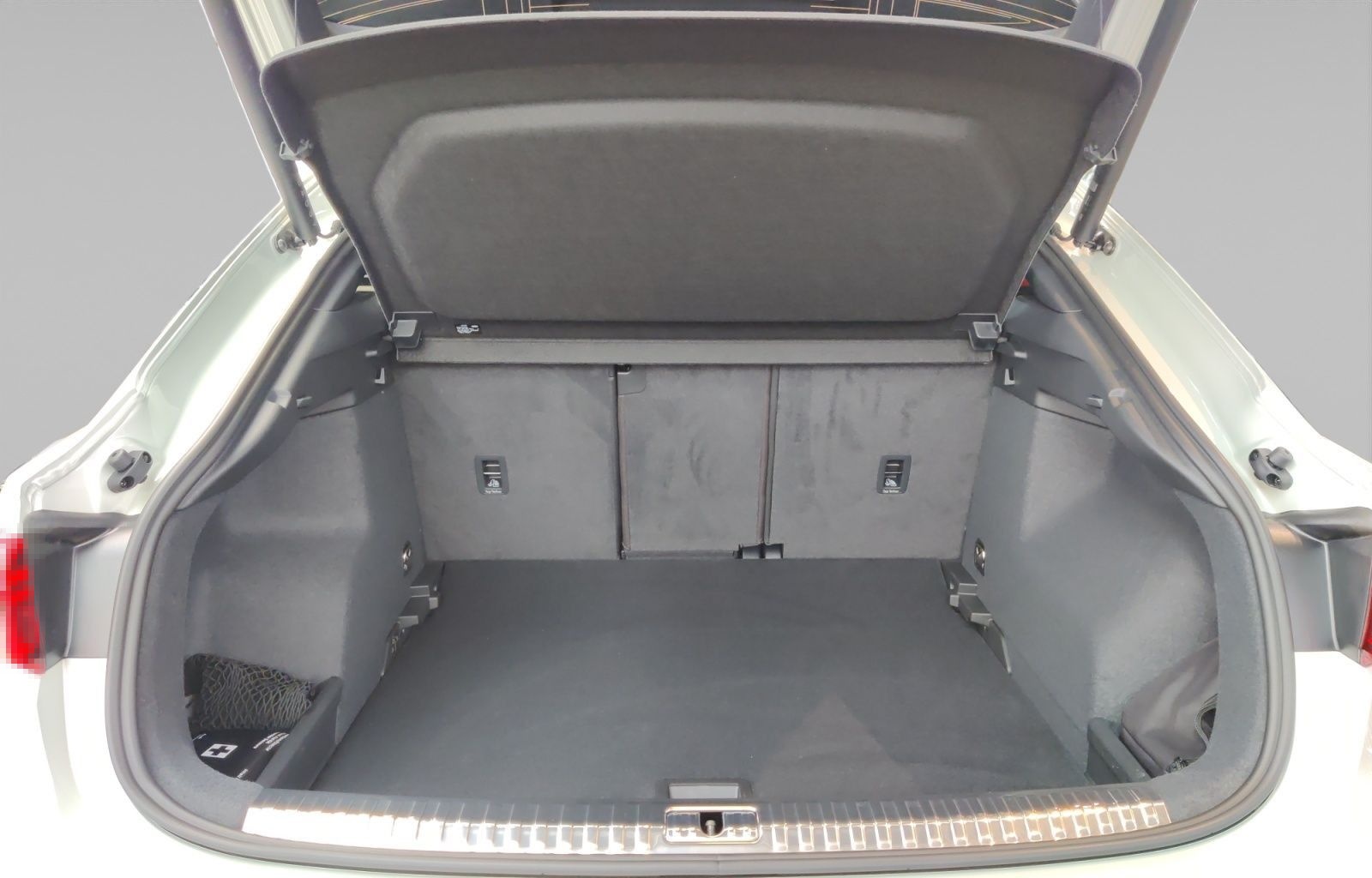 Audi Q3 Sportback 35 TFSI S line AHK Panorama Matrix foto 15
