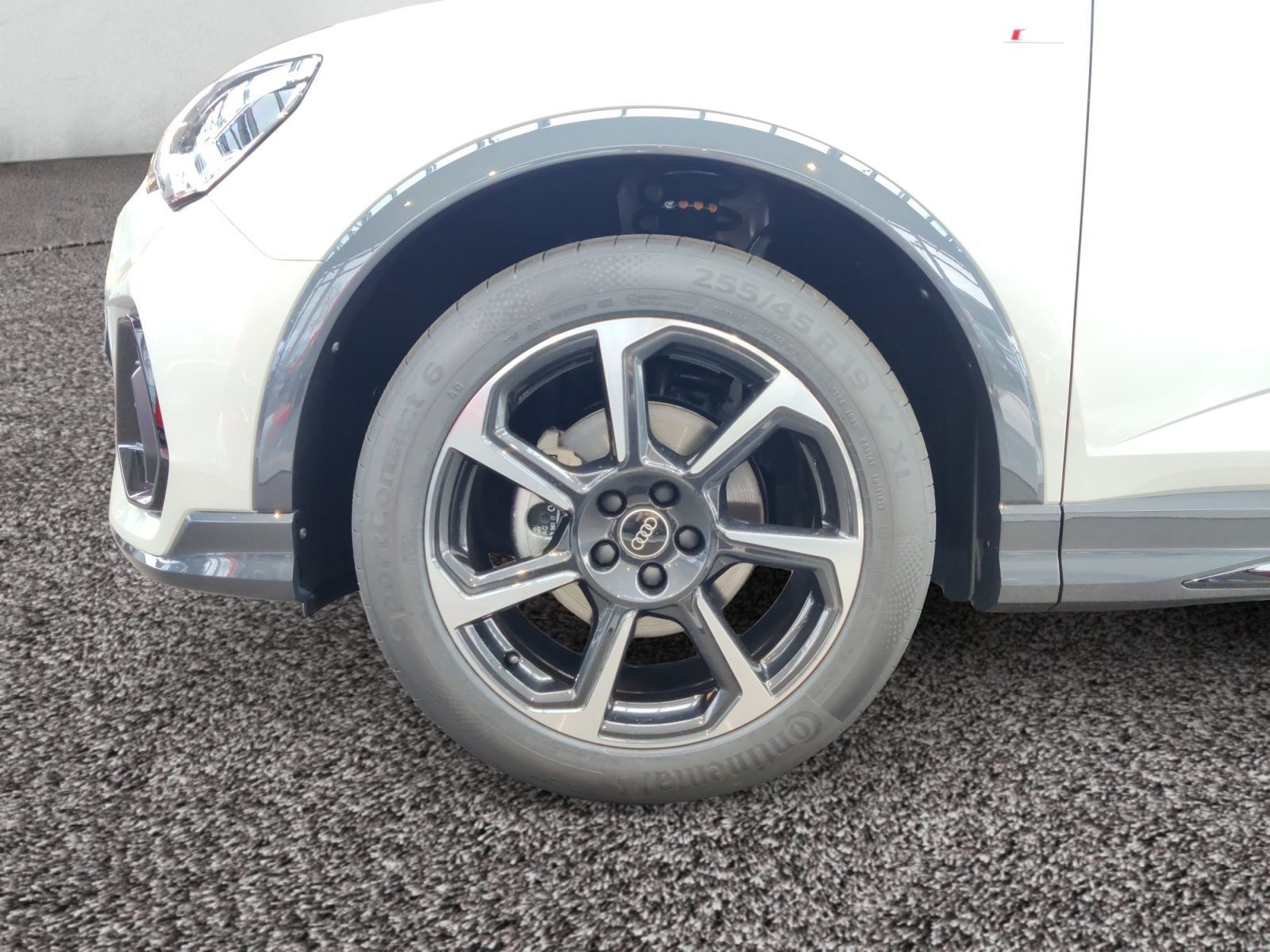 Audi Q3 Sportback 35 TFSI S line AHK Panorama Matrix foto 10