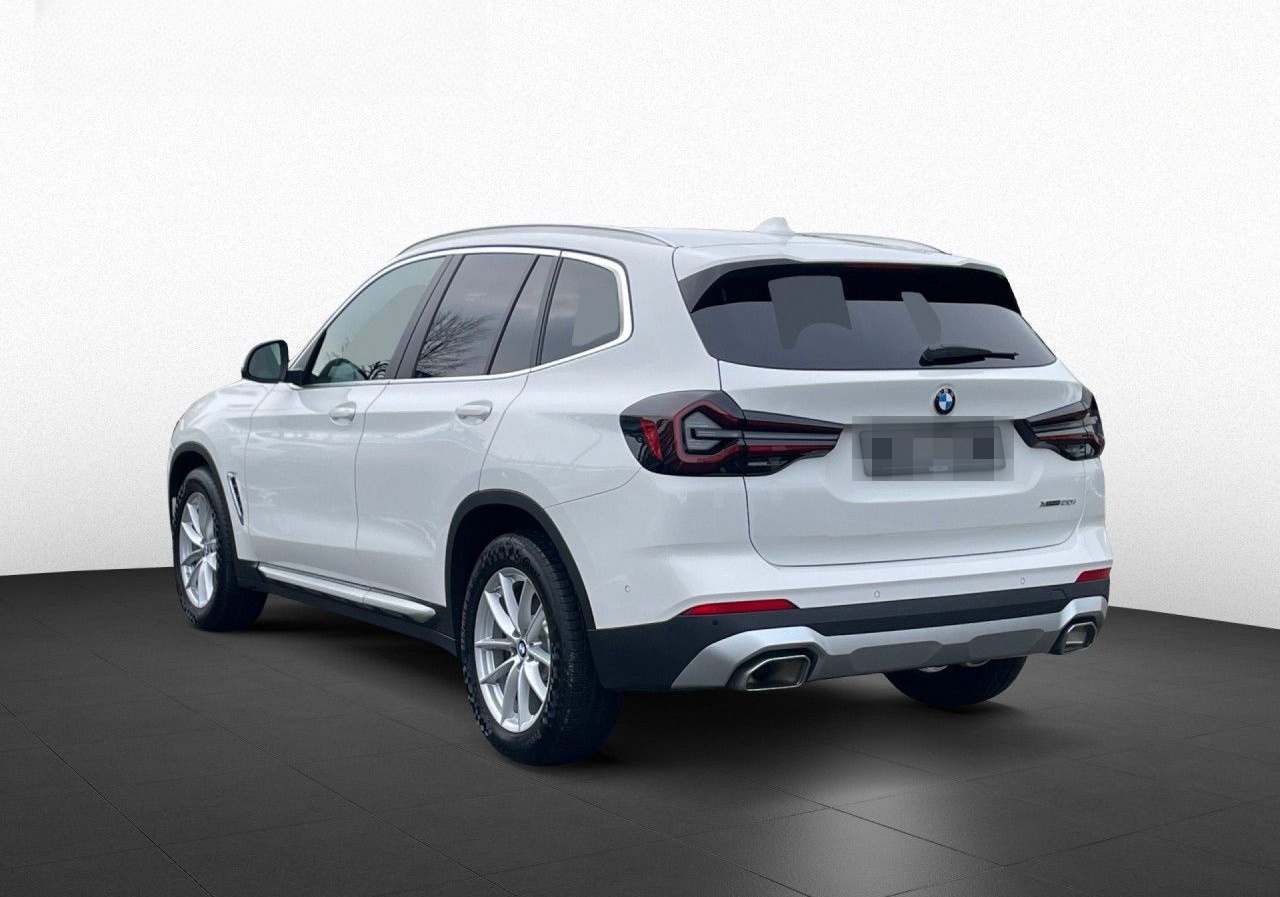 BMW X3 xDrive20i AHK LED SpoSi KomZu LiveCPro 18" foto 6