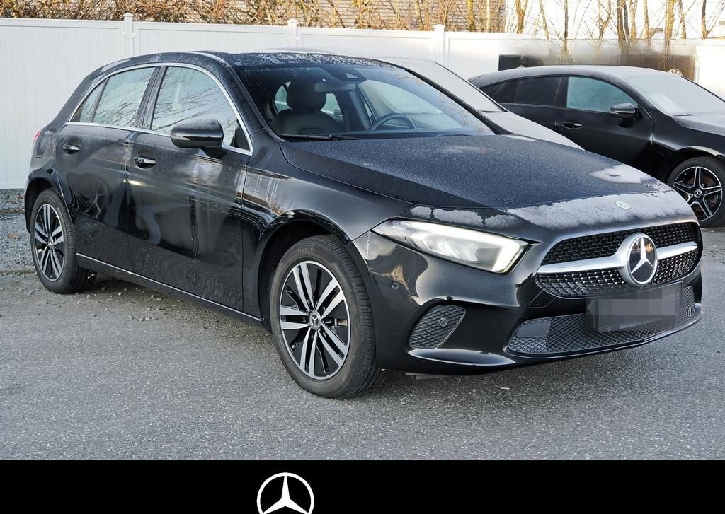 Mercedes-Benz A 250 e PROGRESSIVE LED PAKRPAKET DAB NAVI SHZ foto 3